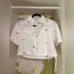 White Cherry Strawberry Embroidered Crop Shirt Button-Down Tie Side